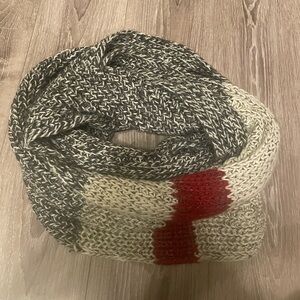 Roots Knit Scarf in Black, Cream, and Red
